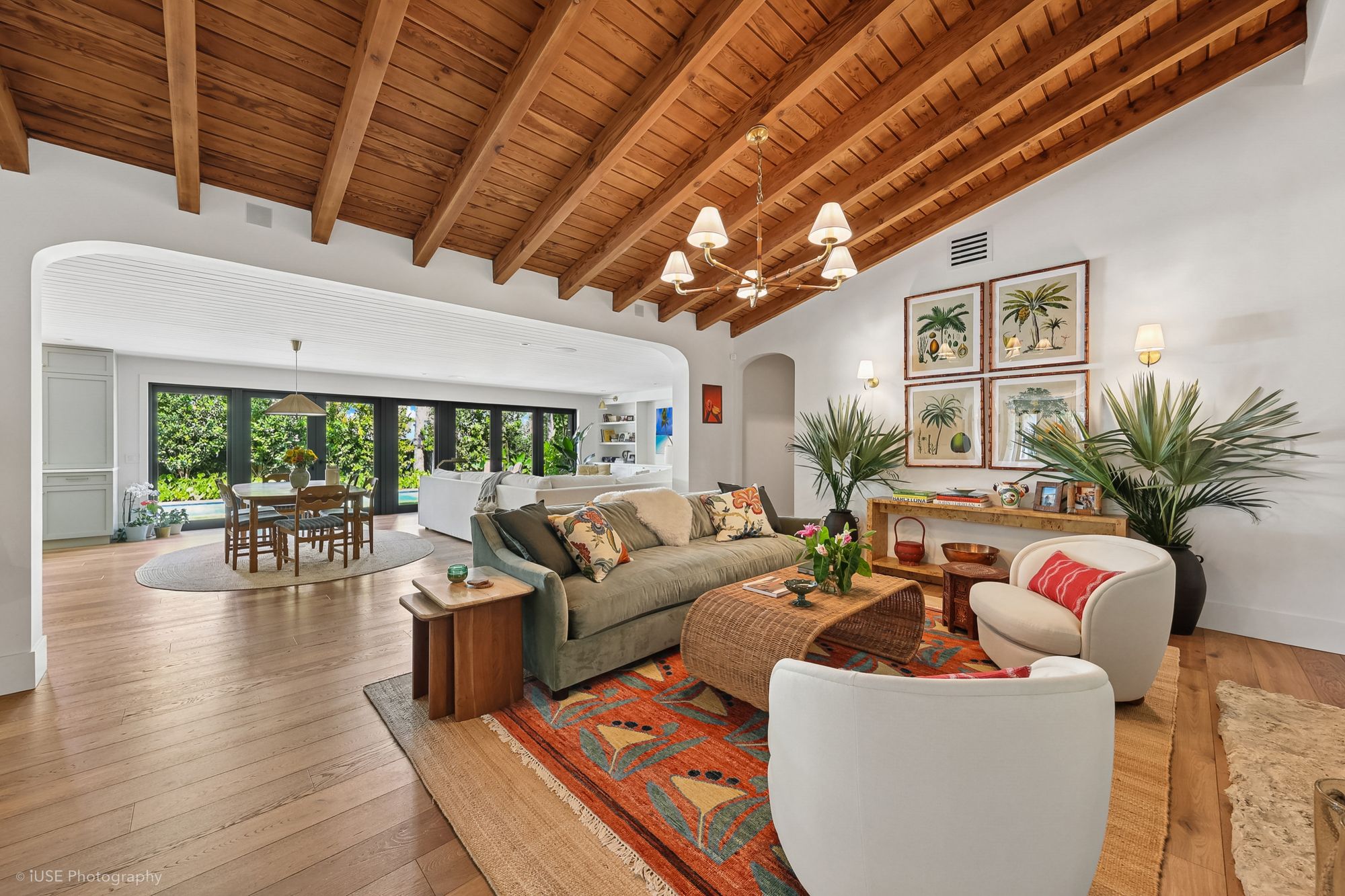 Color Outside the Lines, a Coconut Grove renovation by Debowsky Design Group