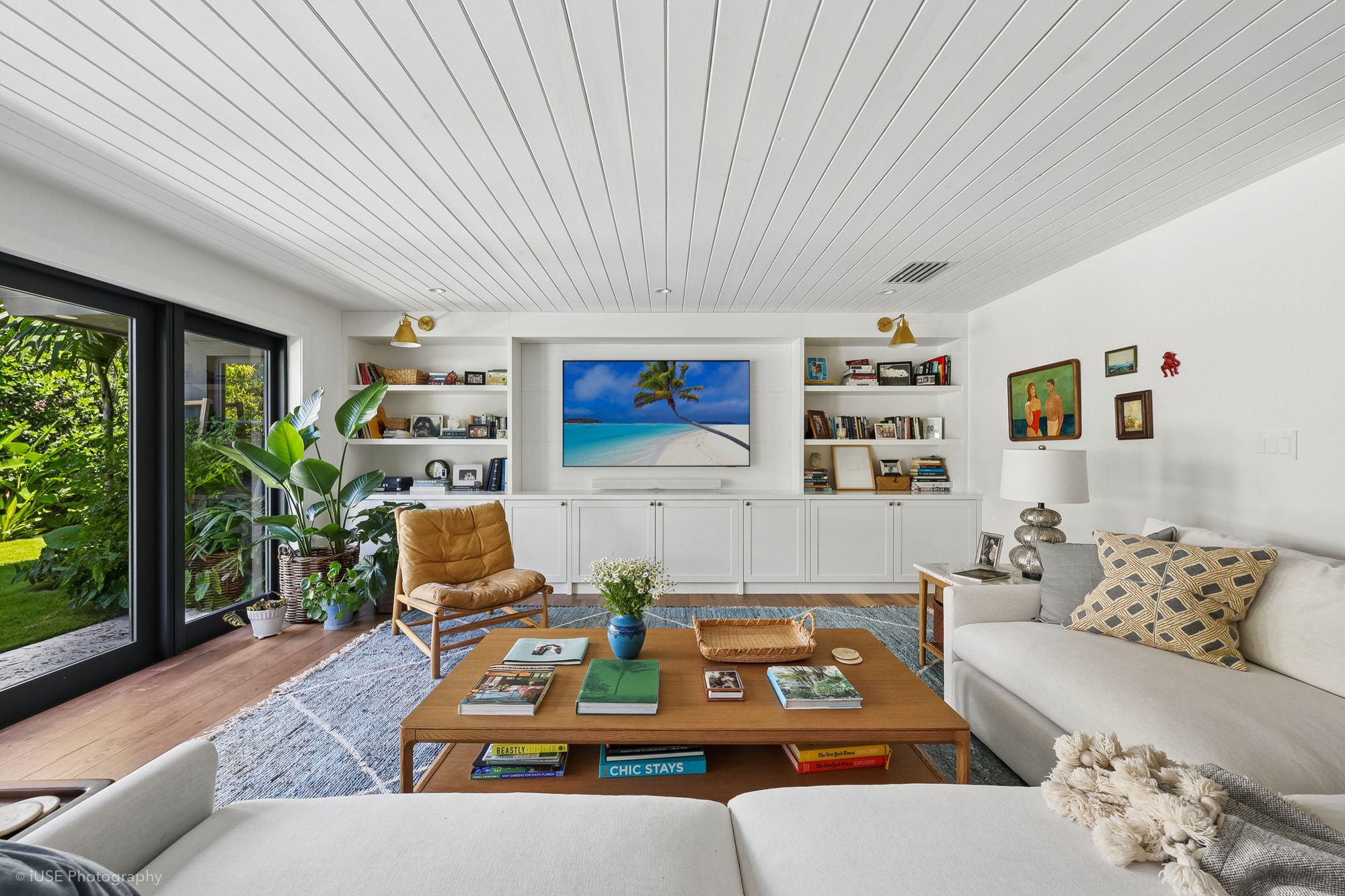Color Outside the Lines, a Coconut Grove renovation by Debowsky Design Group