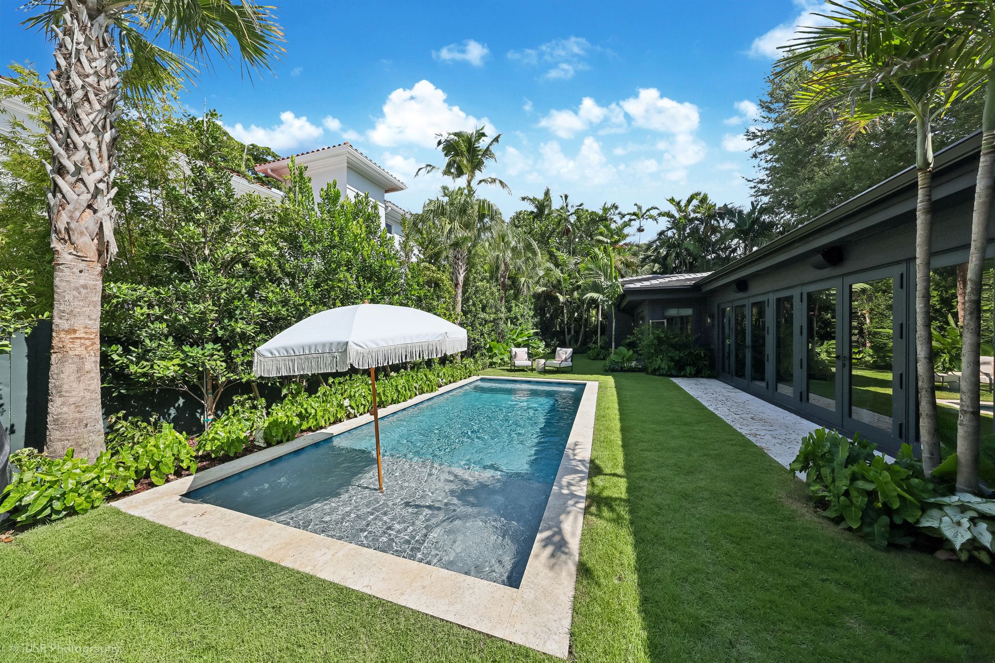 Color Outside the Lines, a Coconut Grove renovation by Debowsky Design Group